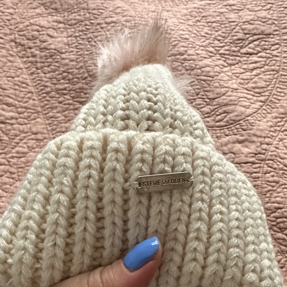 N/A cozy cream